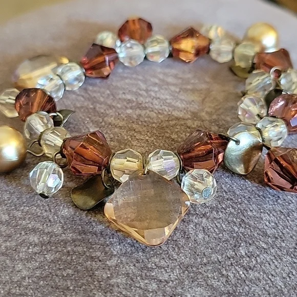 3/$30 HANDMADE Acrylic Prism Bauble Beaded Stretch Bracelet - Picture 3 of 6